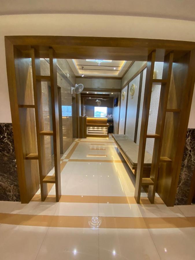 Hotel Bkc Crown - Near Trade Centre, Visa Consulate Bombay Esterno foto