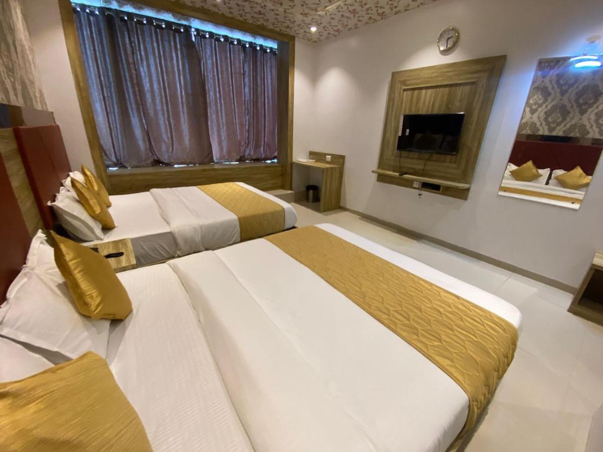Hotel Bkc Crown - Near Trade Centre, Visa Consulate Bombay Esterno foto